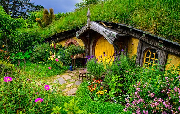 magical-fairy-tale-houses-dreamlike-architecture-6