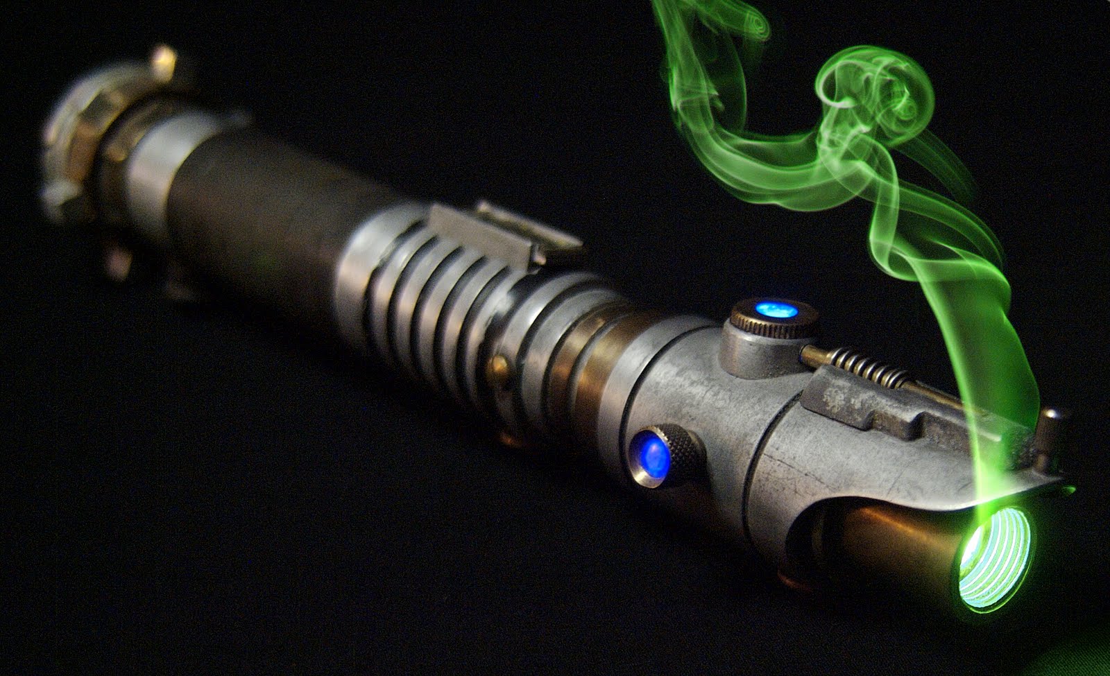 RO-LIGHTSABERS: Grand Master Satele Shan I.Lightsaber