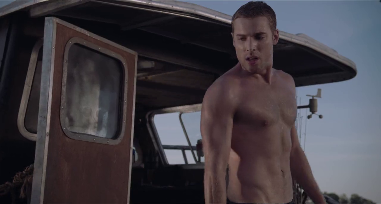 Dustin Milligan Shirtless.