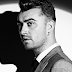 Faltando menos de uma semana para seu lançamento, Sam Smith revela prévia de ‘Writing’s On The Wall’, seu hino para o novo ‘007’