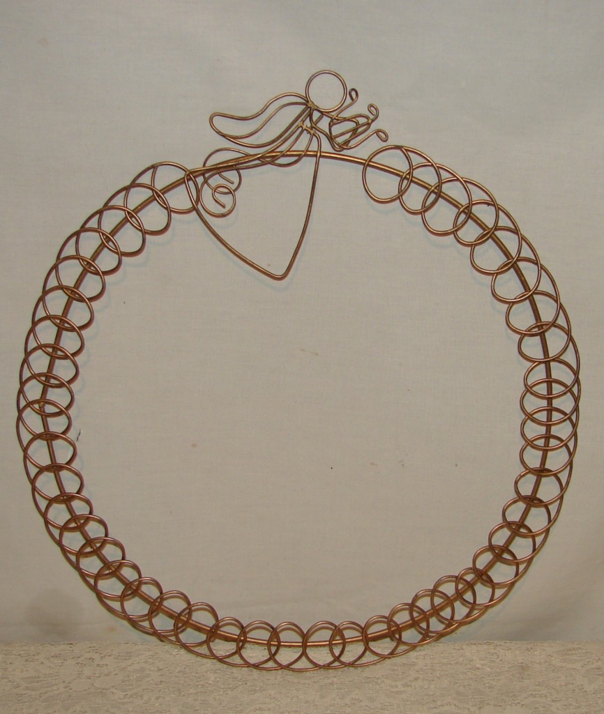 abundance Wire Wreath Card Holder {Upcycled}