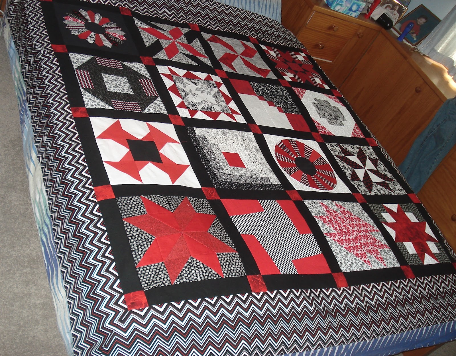 Sue's Quilty Bits and Bobs Black Red & White Quilt