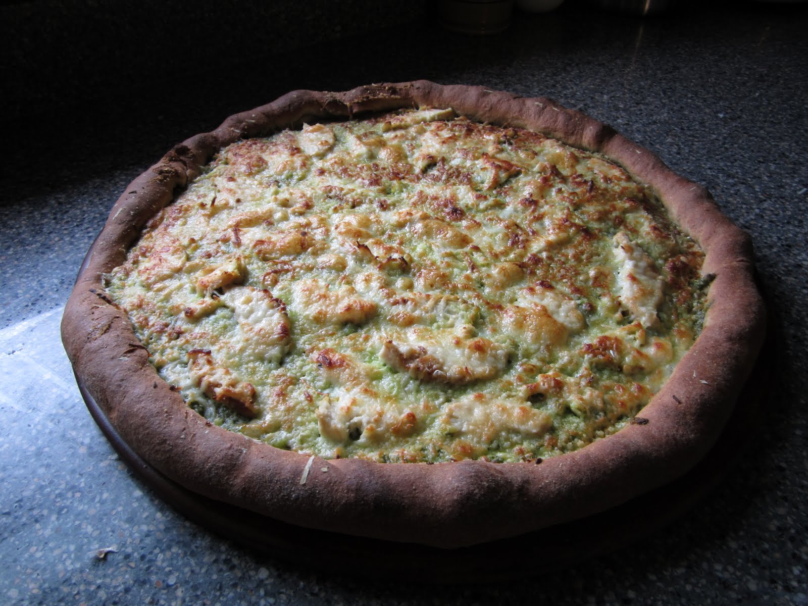 Roasted Garlic, Pesto & Chicken Pizza