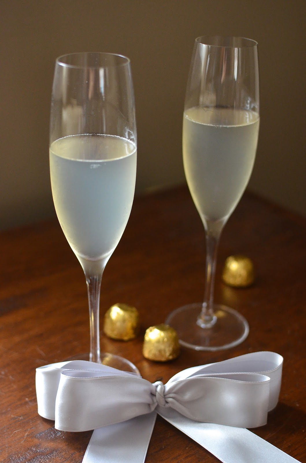 Playing with Flour Sparkling gelatin