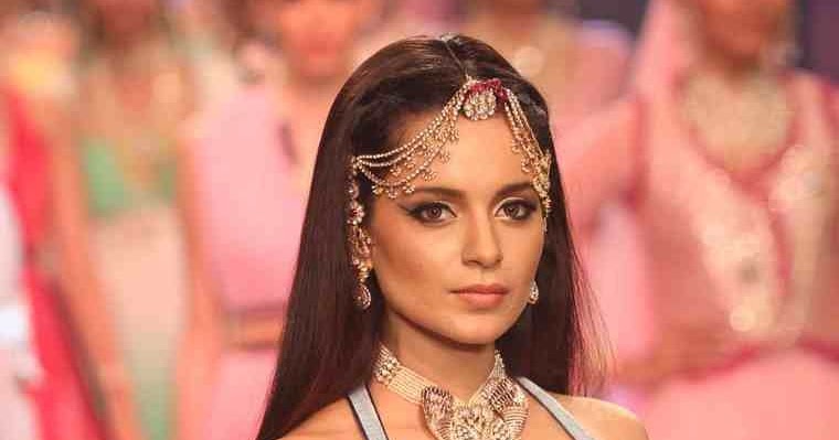 Beauty of Actress: Kangana Ranauth Latest Hot Navel Photos