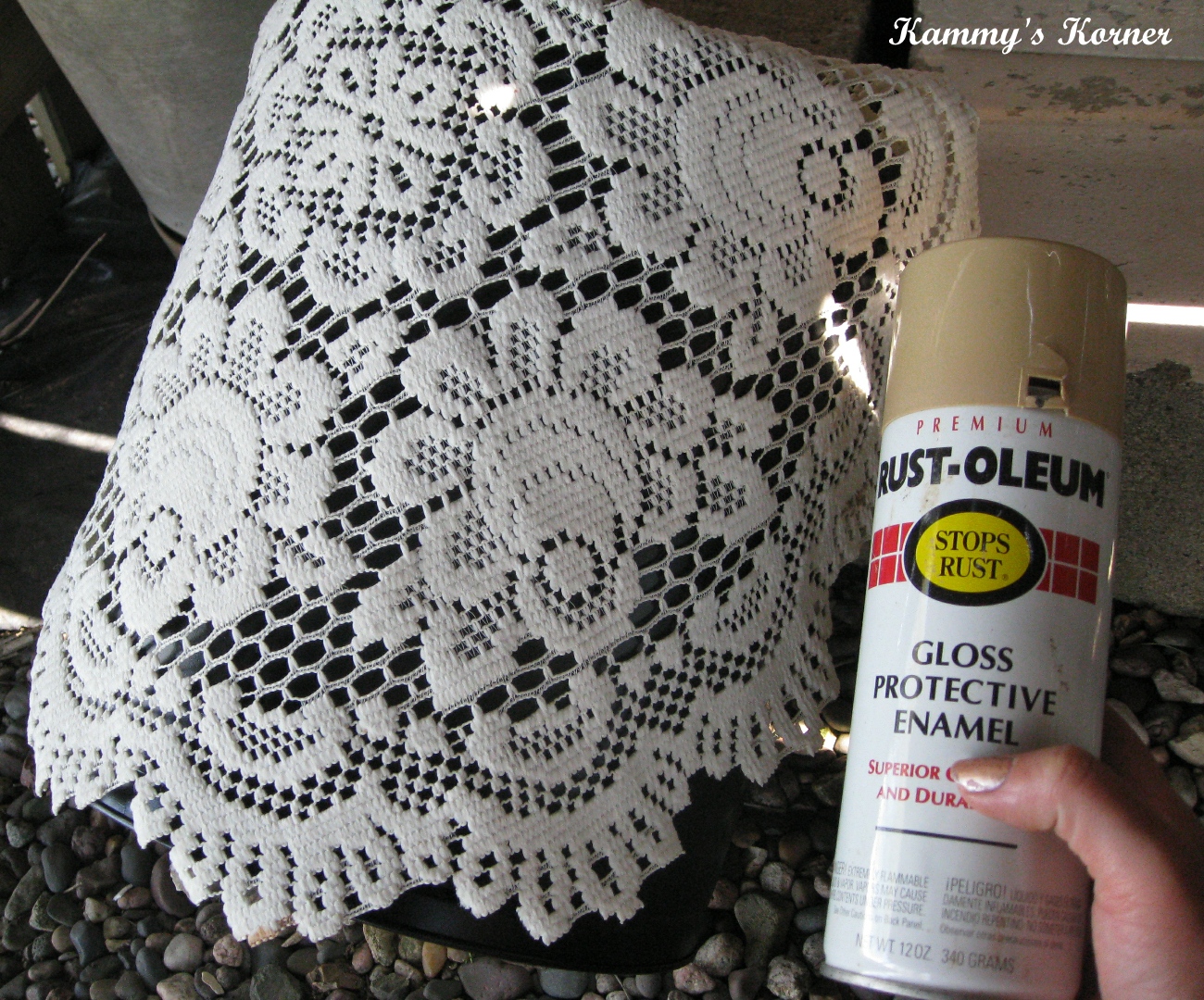 Kammy's Korner Spray Paint, Doilies, and Popcorn Tins