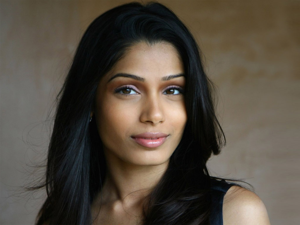 http://2.bp.blogspot.com/-8UPtLKQaRCM/TyqMhsyW4iI/AAAAAAAADYI/lUDgto5sK5k/s1600/freida-pinto%20new%20hd%20wallpapers-.jpg