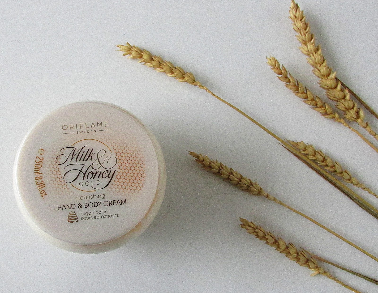 Oriflame Milk & Honey Gold Hand & Body Cream Pieces Of Me