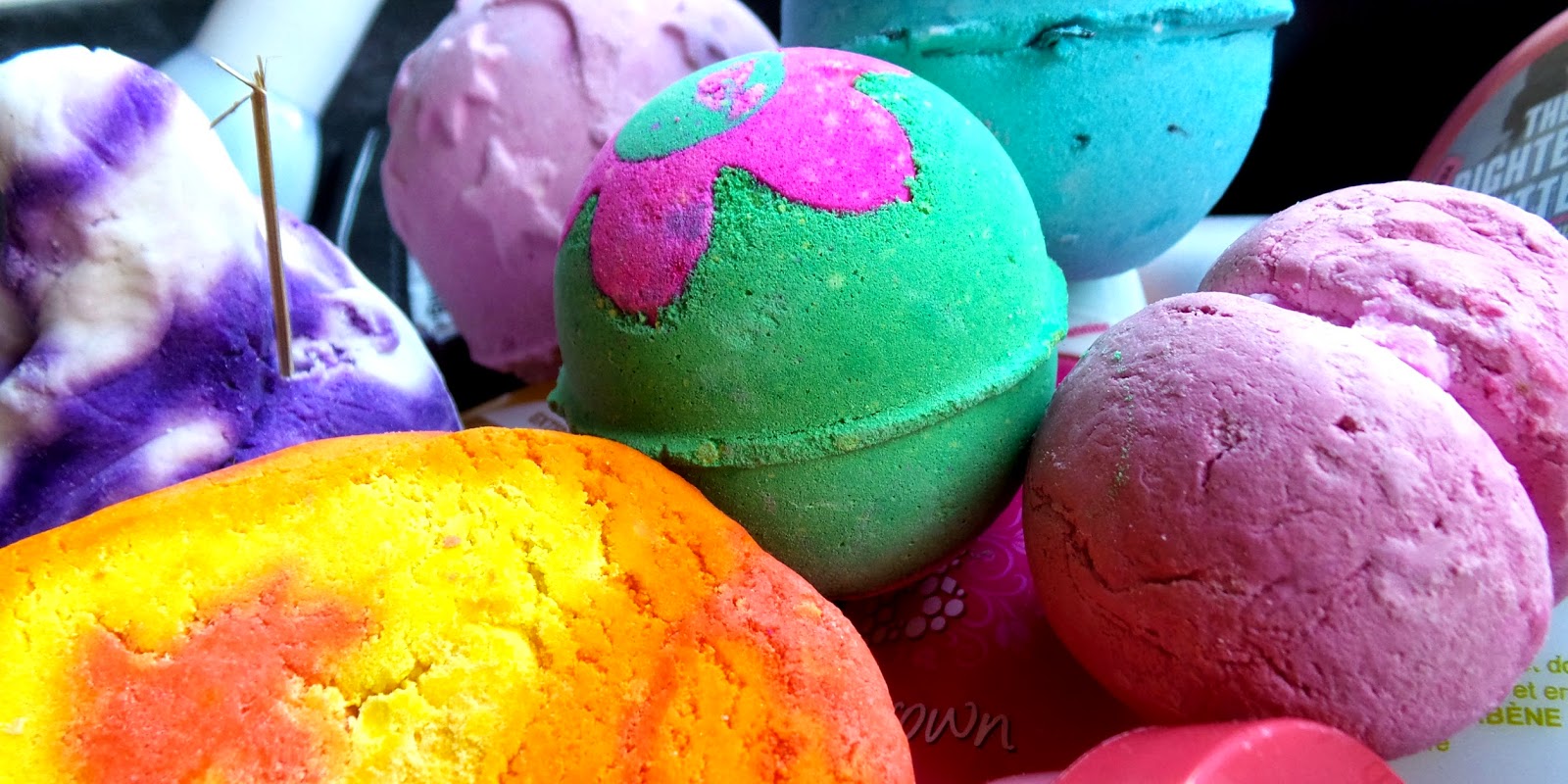 DIY Bath Bombs WITHOUT citric acid or cream of tartar + VIDEO tutorial -  The Makeup Dummy