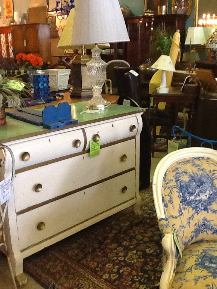 reused consignment furniture