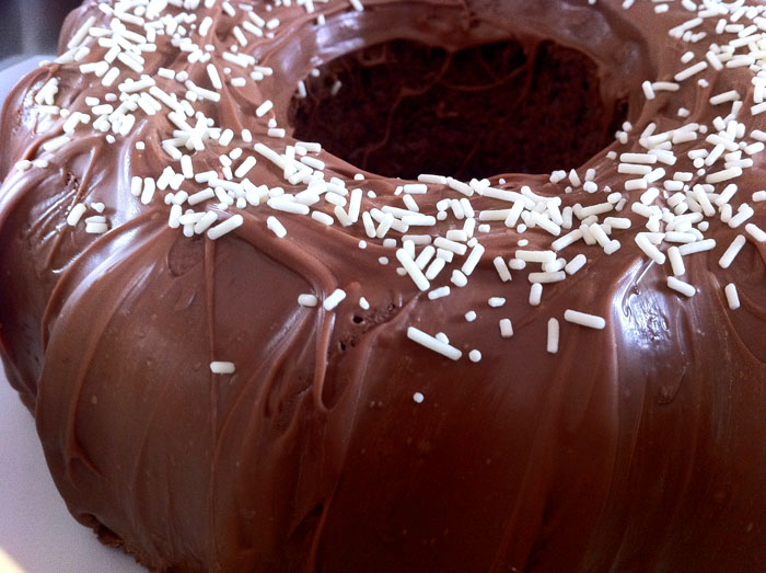 Suziq-Wants-It-In Receta: Bizcocho de chocolate húmedo y esponjoso -- Fácil