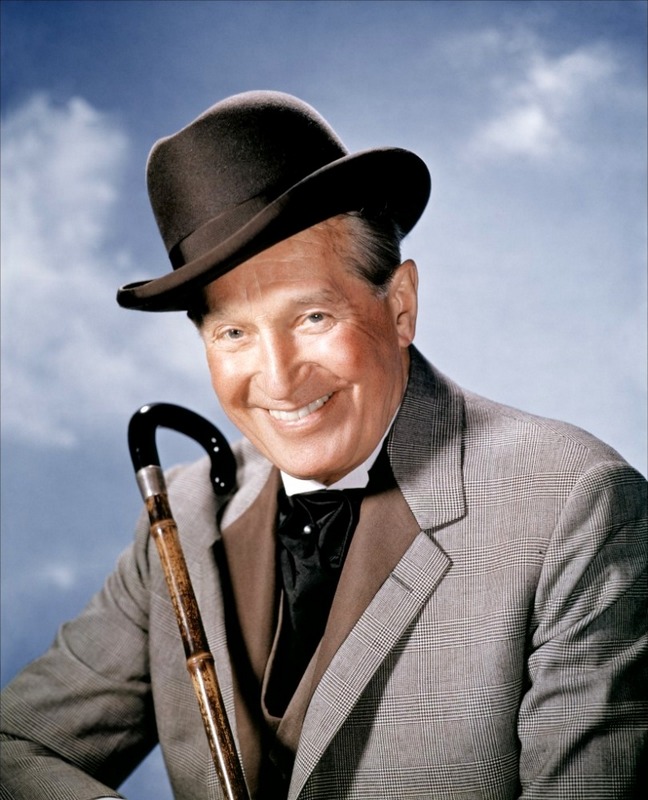 MAURICE CHEVALIER 1960s/70s spain clippings photos vintage magazine articles MAURICE CHEVALIER 1960s/70s spain clippings photos vintage magazine articles