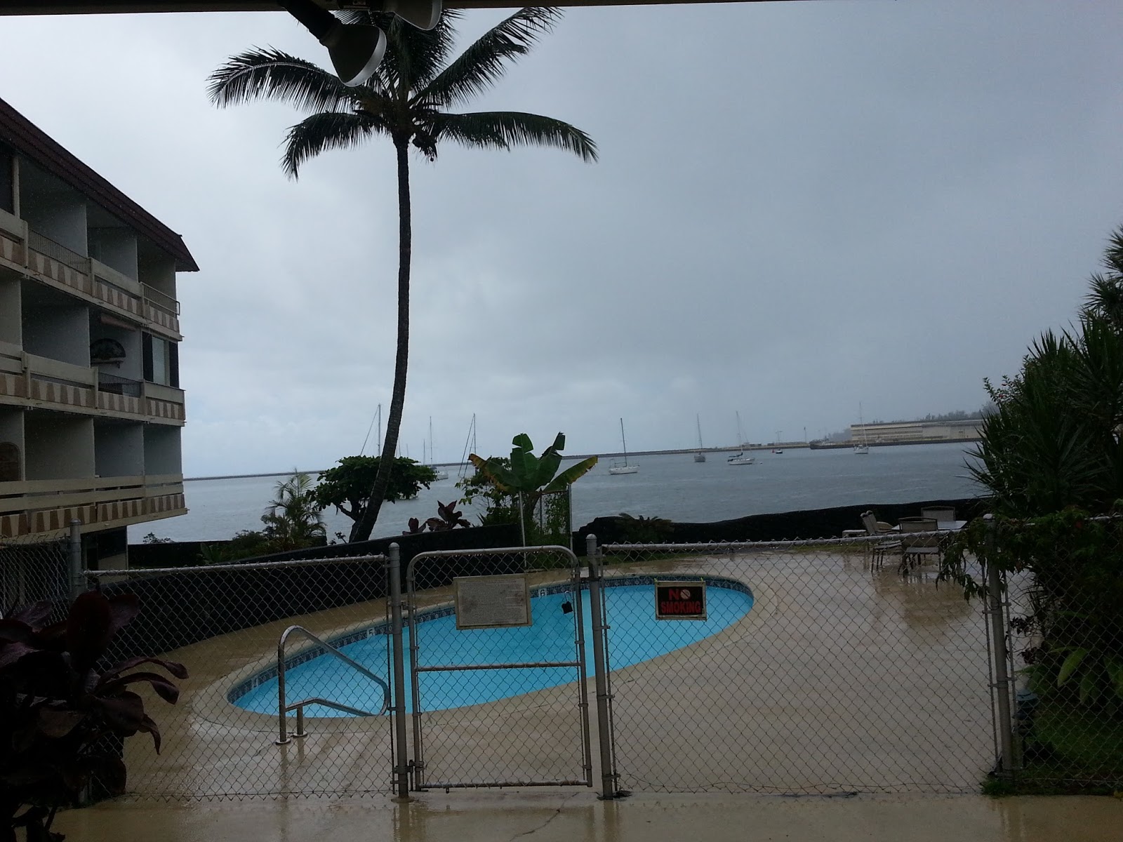 Busy Beth's Blog Reeds Bay Resort Hotel in Hilo, Hawaii