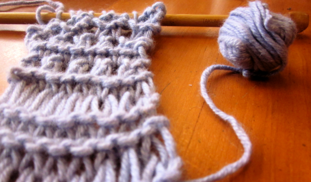 un-BLOG-evable: knitting lessons!