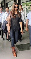 Gorgeous Actress Deepika Padukone Spotted at Airport 