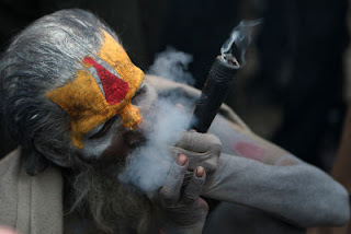 babaji_smoking_nepal.jpg