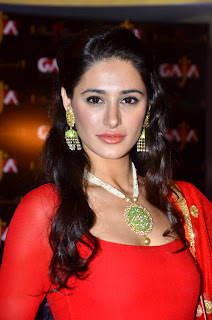 Nargis Fakhri Looking good in Red Chudidara at Gaja store in Nariman Point