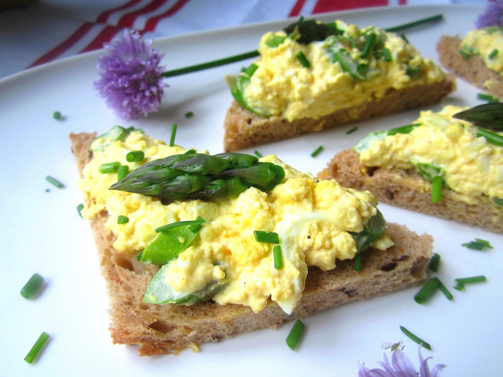 Egg Salad & Asparagus Tartines