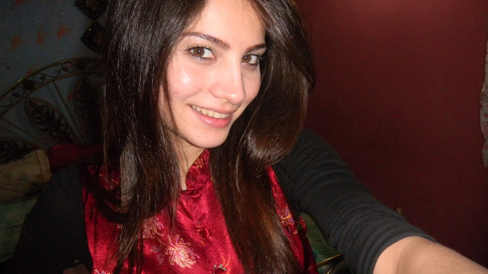 HQ Bollywood Celebrity Pics: Beautiful Pakistani Actress Neelam Muneer ...