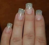 uñas de un solo color decoradas