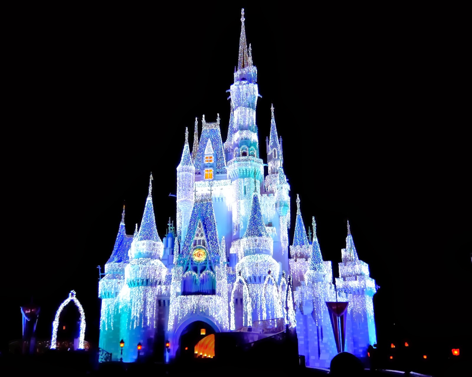 Holiday Highlights of Walt Disney World's Christmas Celebrations