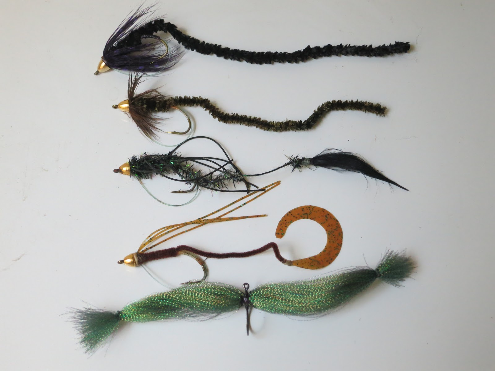 MAN POWERED FISHING My Favorite Bass Flies...and A Few Extras