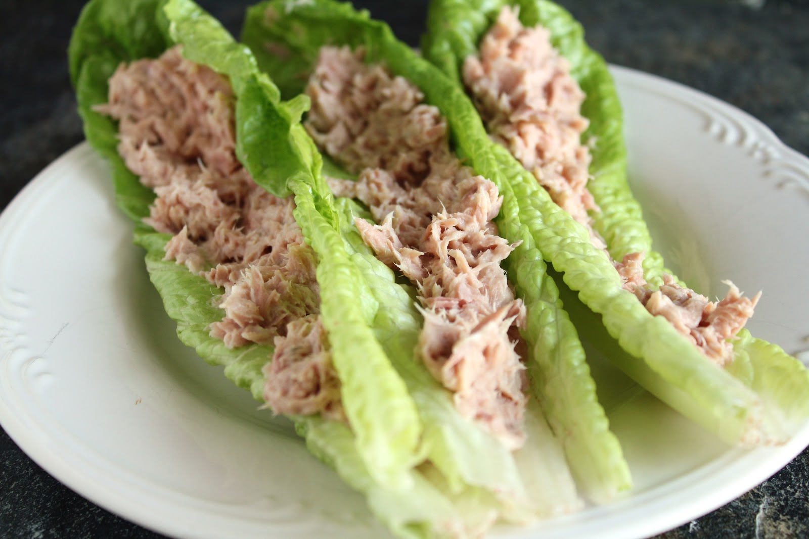 Tuna Salad Lettuce Wraps With Capers And Tomatoes Recipe — Dishmaps