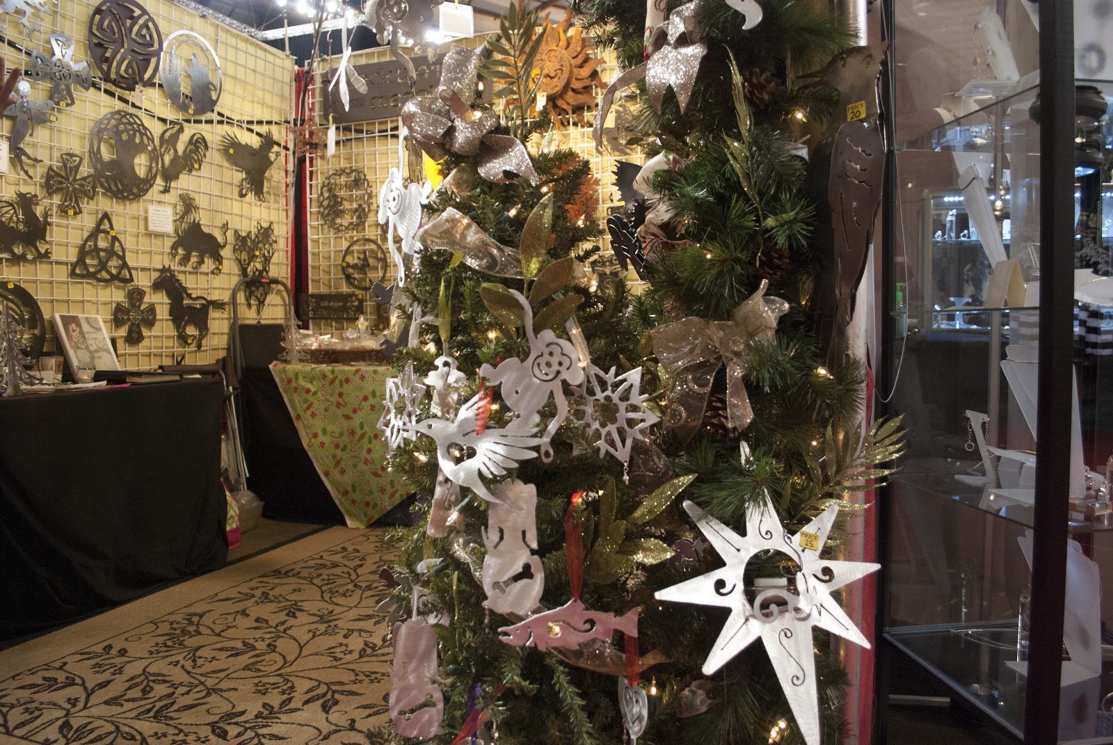 Showcase Events, Inc. Holiday Food & Gift Festival Photos