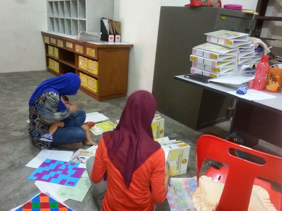 Foto Bugil Cewek Cantik Lagi Ngentot Sambil Nyepong Kontol Foto Bugil Cewek Cantik Lagi Ngentot Sambil Nyepong Kontol