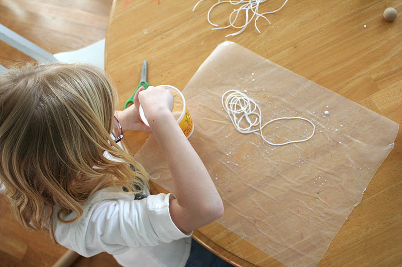 Little Page Turners String & Glue Angel