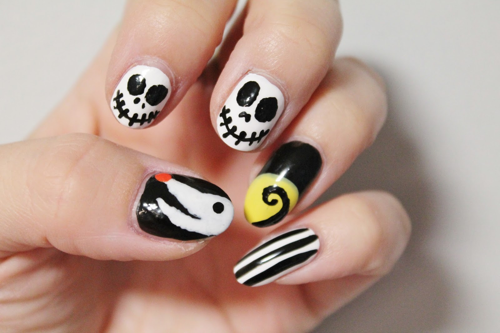 Halloween Nails // Nghtmare Before Christmas Nails Monica Hayworth