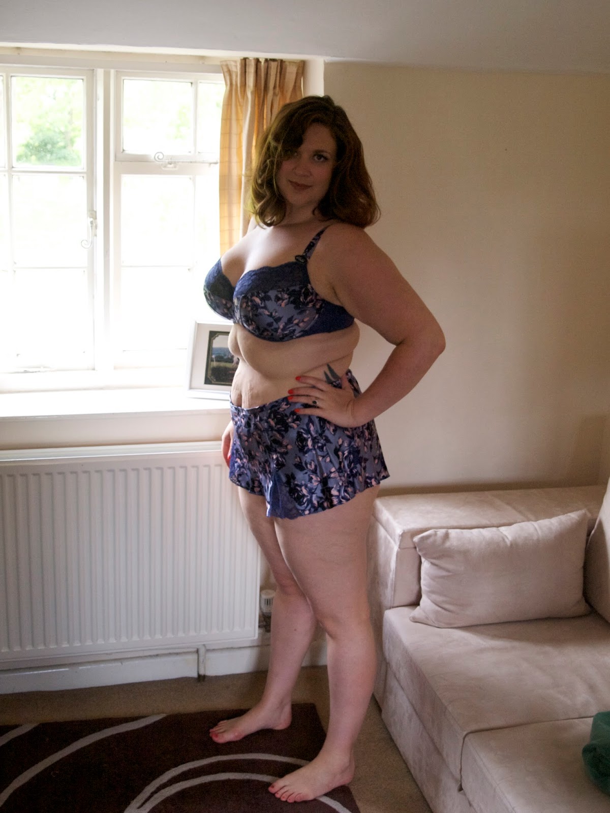 Chubby curvy plump redhead