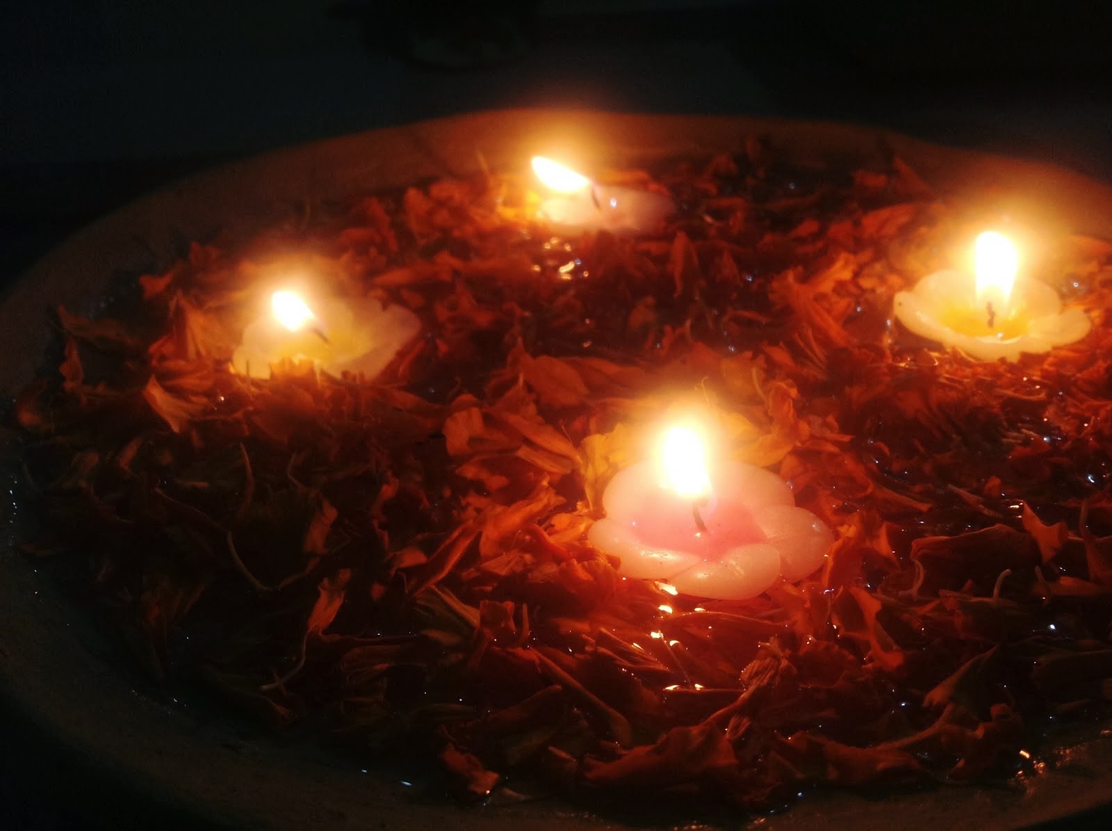 Get Diwali Floating Candles Ideas & Wallpapers for Your Home Diwali