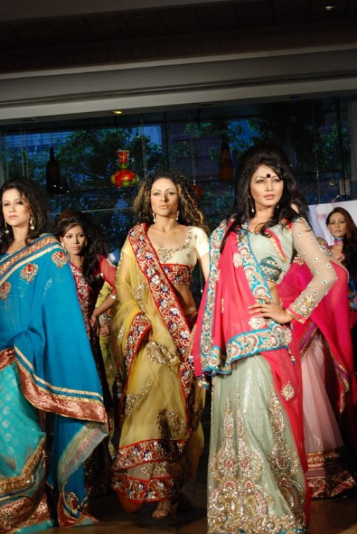 BANGLADESHI FASHION Dhaka fashion week