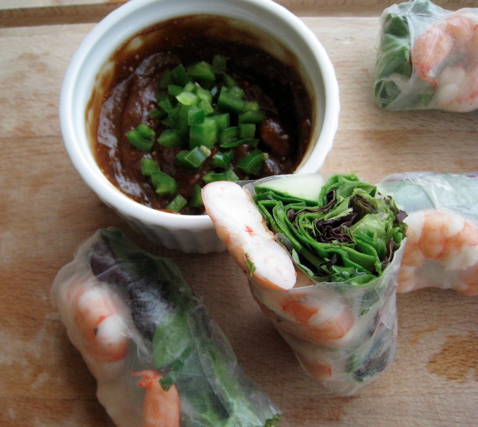  Spring Rolls with peanut hoisin sauce