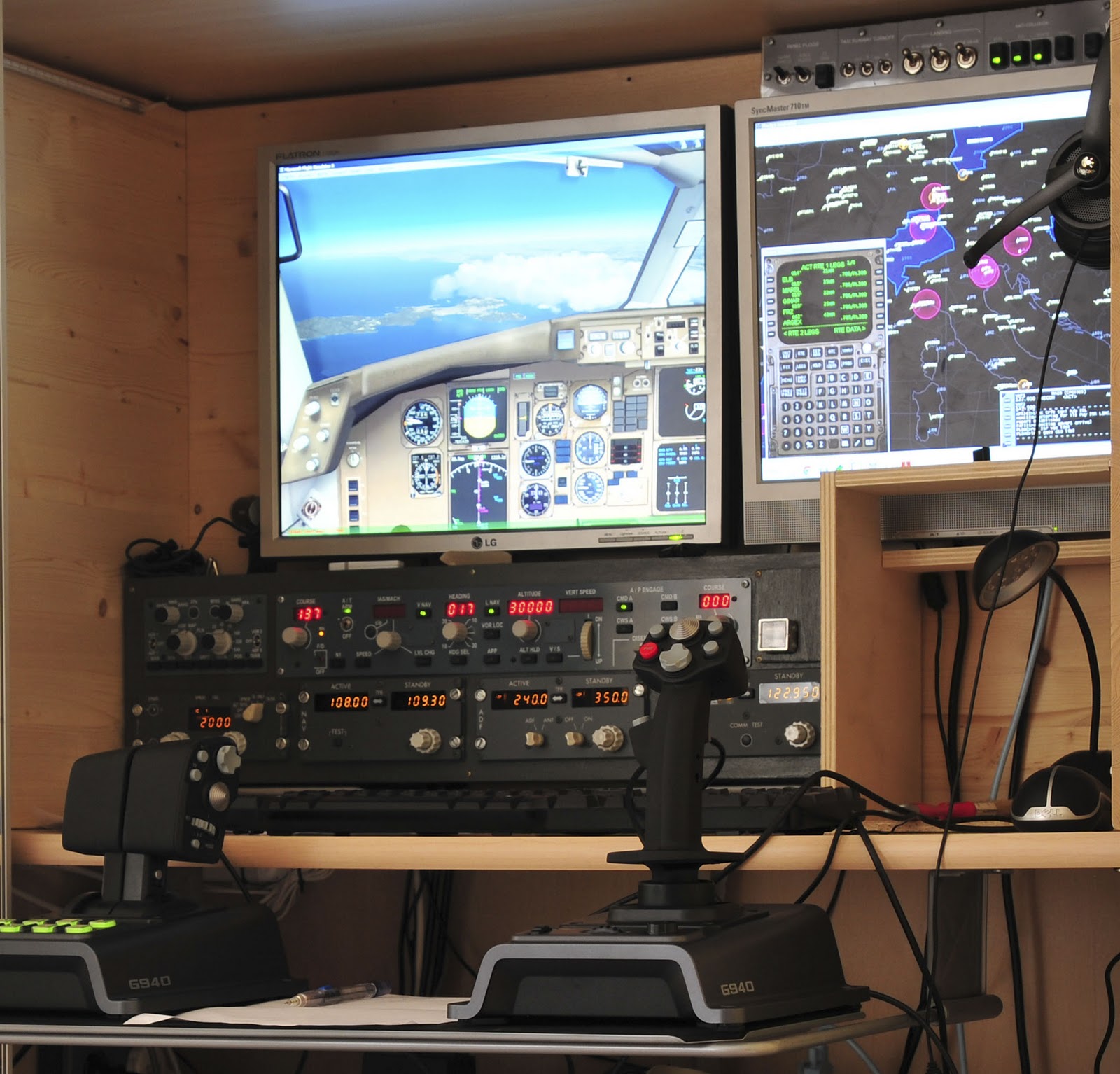 B737 home cockpit Logitech G940 review
