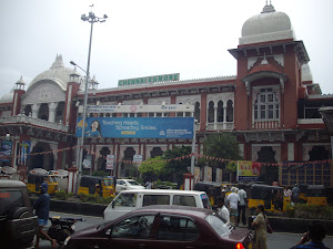 Egmore Train Station In Madras.(Sunday 21-10-2012).