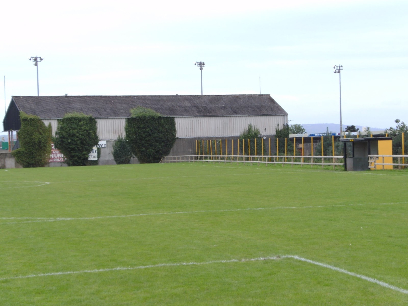 Extreme Football Tourism: NORTHERN IRELAND: Barn United FC