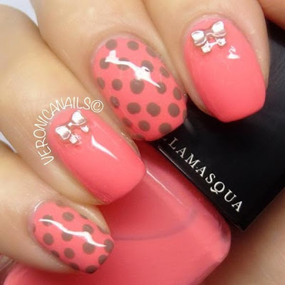 Hot pink nail art for summer