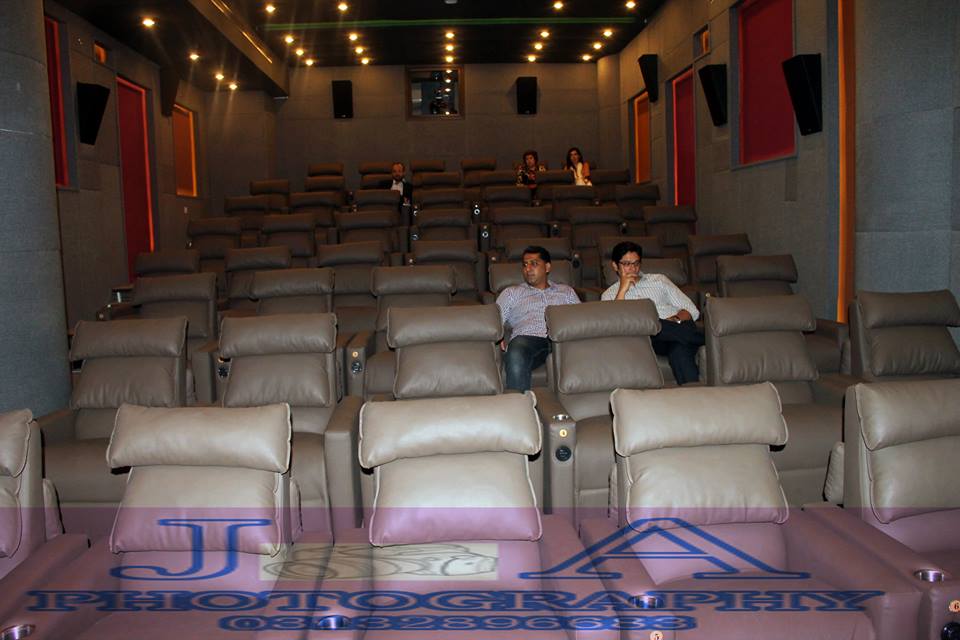 Ocean Mall Karachi Cinema streaming with english subtitles 1280