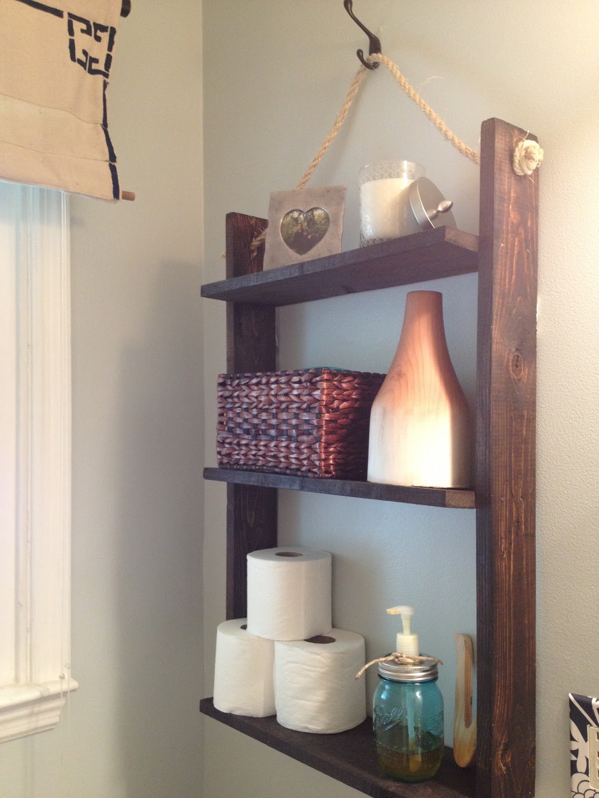 Two It Yourself Small Bathroom Storage DIY Pallet Board hanging shelf