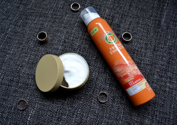 Herbal Essences Uplifting Volume Dry Shampoo