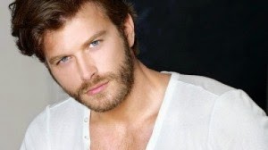 Kıvanç Tatlıtuğ Saç Modelleri