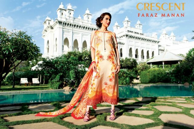 http://2.bp.blogspot.com/-8rDy4Lk7EEM/USikl4Y6klI/AAAAAAABVQ4/4OuDg6uS9HA/s1600/karishma-kapoor-photo-shoot+(4).jpg