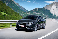 2015-ToyotaAvensis-12.jpg