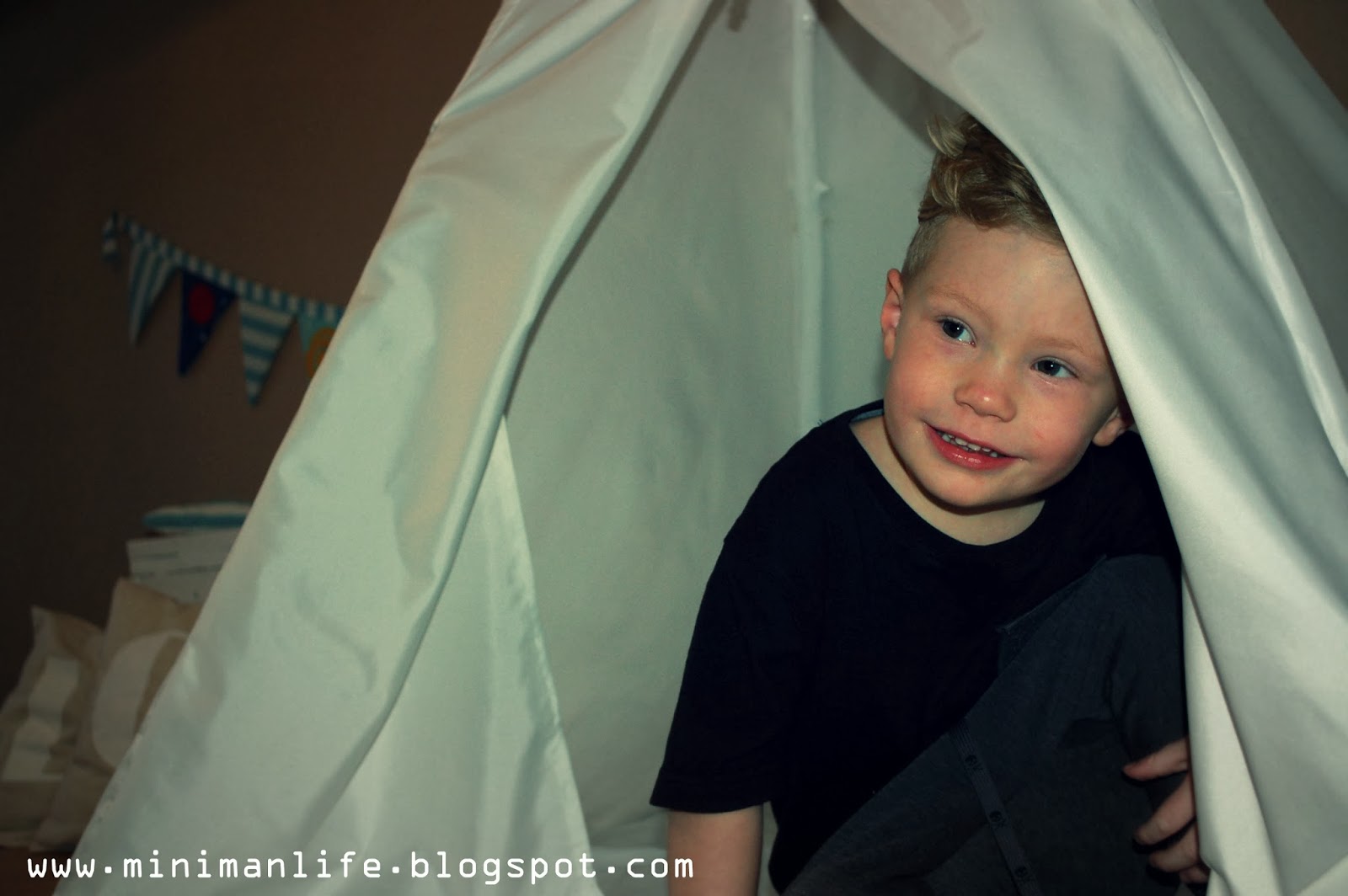 http://minimanlife.blogspot.com/2013/12/diy-maszyna-moja-miosc-moja-pasja.html