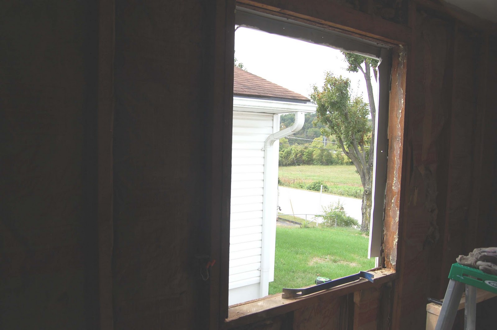 windows Glass Block Window Sizes For Basements, Bathrooms, and Buildings 4 Steps For Success