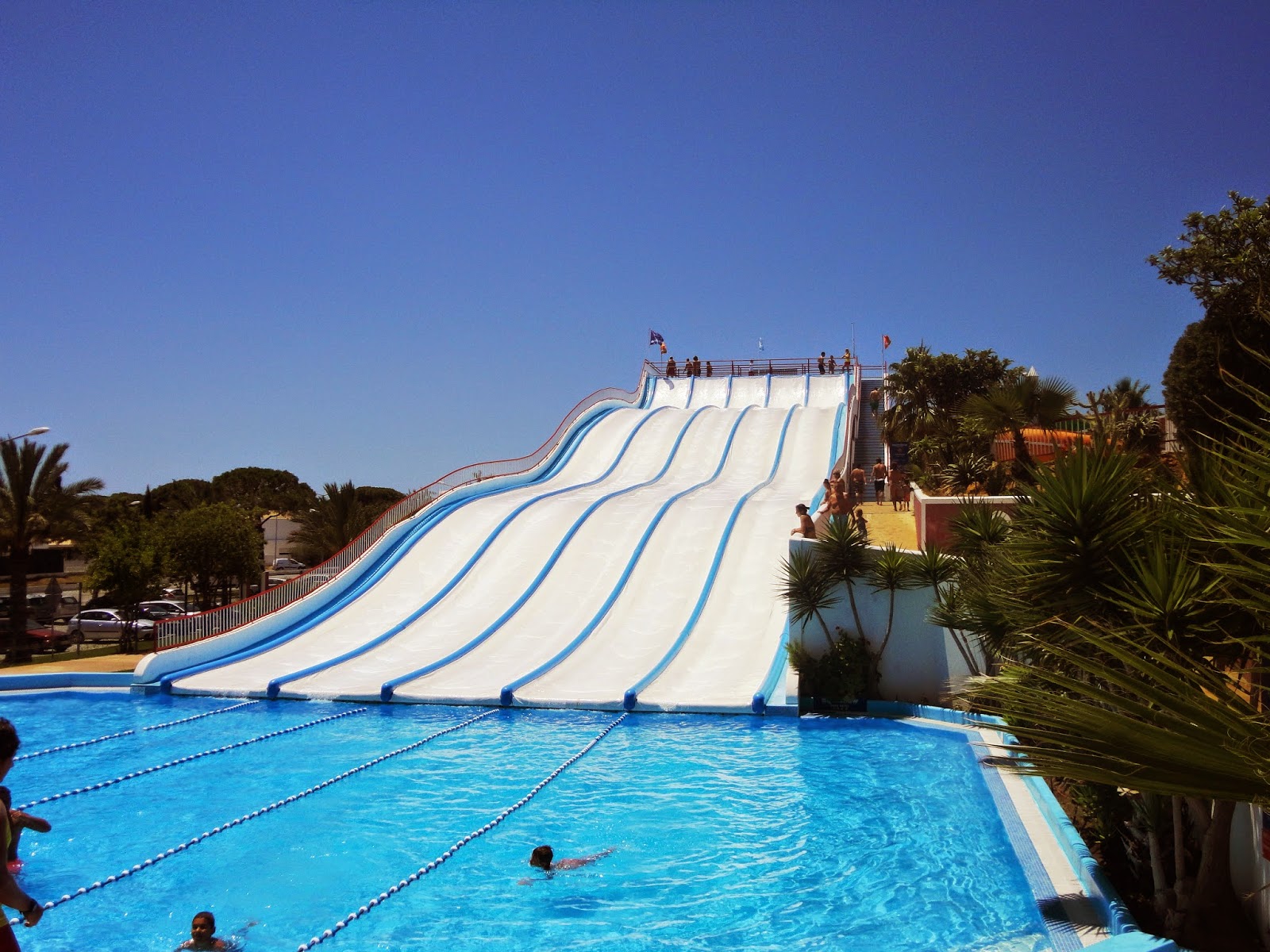 Quarteira Parte III Aquashow Traveling and Living