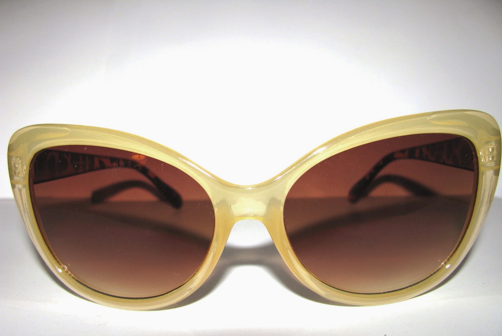 The Beauty Alchemist ICU Eyewear/Sunglasses