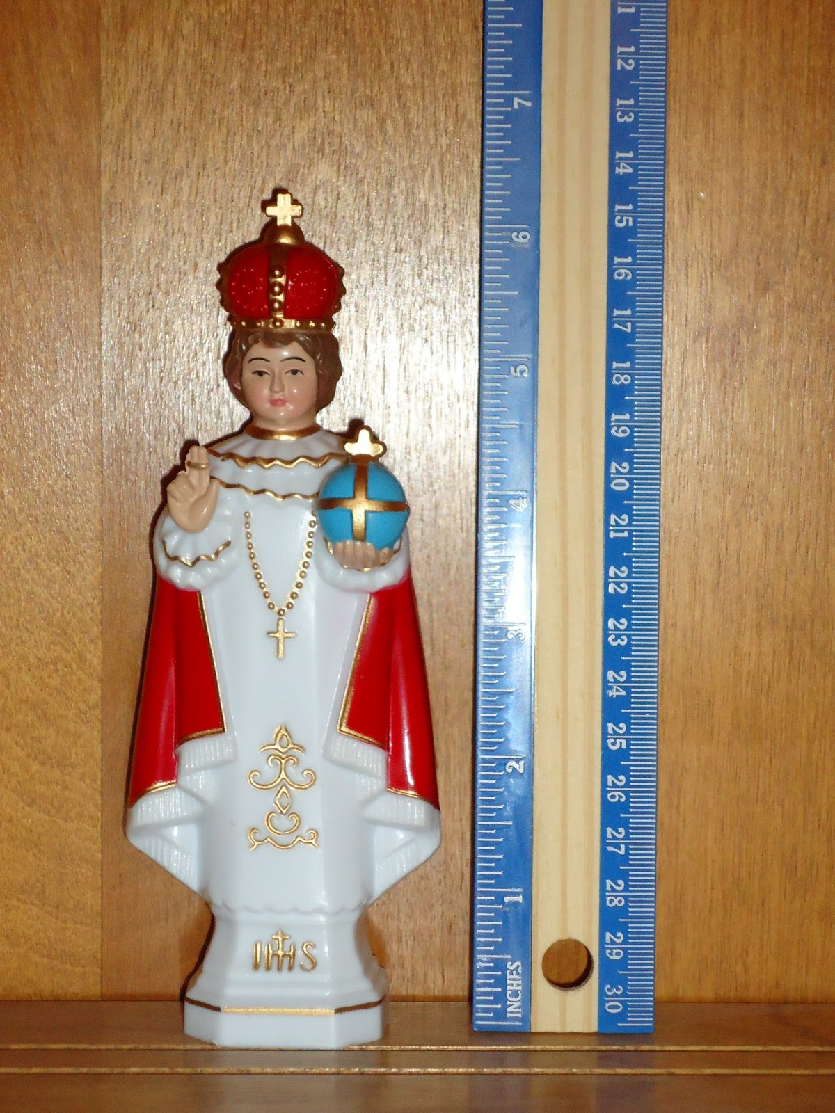 Infant of Prague Vestments Red Original Vestment